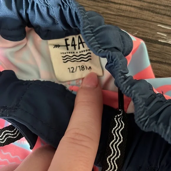 Boys swim trucks feather 4 arrow - Picture 2 of 5